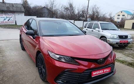 Toyota Camry, 2021 год, 3 800 000 рублей, 1 фотография