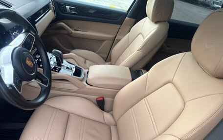 Porsche Cayenne III, 2018 год, 5 900 000 рублей, 9 фотография