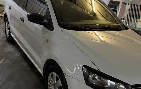 Volkswagen Polo VI (EU Market), 2014 год, 780 000 рублей, 2 фотография