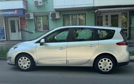 Renault Scenic III, 2012 год, 850 000 рублей, 9 фотография