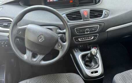 Renault Scenic III, 2012 год, 850 000 рублей, 13 фотография
