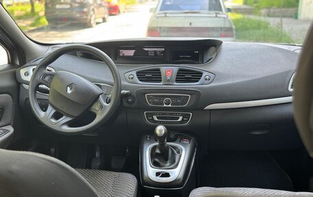 Renault Scenic III, 2012 год, 850 000 рублей, 17 фотография