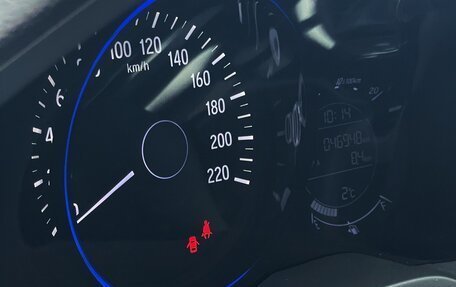 Honda Vezel, 2022 год, 1 675 000 рублей, 8 фотография