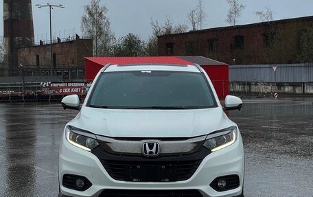 Honda Vezel, 2022 год, 1 675 000 рублей, 2 фотография