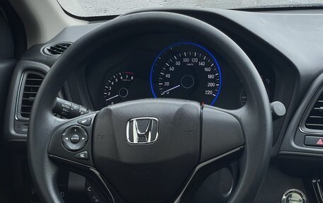 Honda Vezel, 2022 год, 1 675 000 рублей, 7 фотография