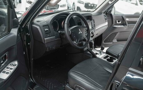 Mitsubishi Pajero IV, 2010 год, 1 590 000 рублей, 6 фотография