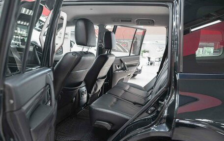 Mitsubishi Pajero IV, 2010 год, 1 590 000 рублей, 7 фотография
