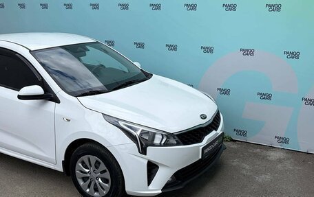 KIA Rio IV, 2021 год, 1 695 000 рублей, 10 фотография