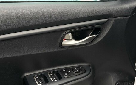 KIA Rio IV, 2021 год, 1 695 000 рублей, 23 фотография
