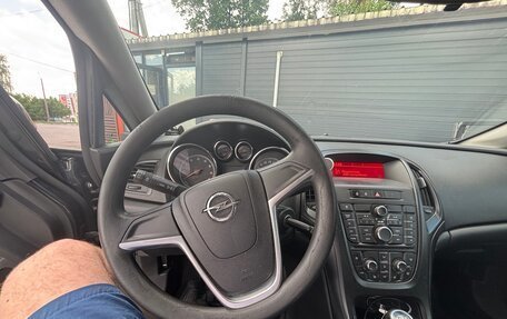 Opel Astra J, 2011 год, 560 000 рублей, 8 фотография
