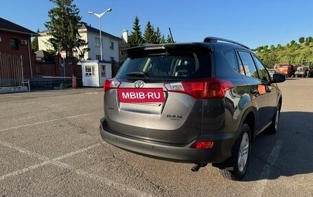 Toyota RAV4, 2013 год, 2 000 000 рублей, 4 фотография