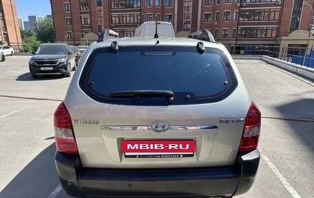 Hyundai Tucson III, 2007 год, 840 000 рублей, 2 фотография