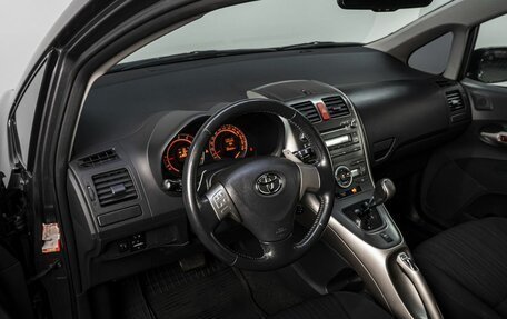 Toyota Auris II, 2007 год, 700 000 рублей, 10 фотография
