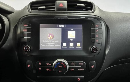 KIA Soul II рестайлинг, 2017 год, 1 742 000 рублей, 18 фотография