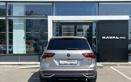 Volkswagen Tiguan II, 2021 год, 3 949 000 рублей, 6 фотография