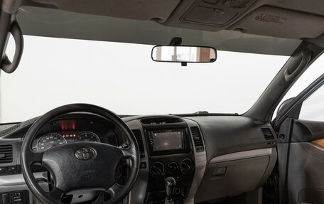 Toyota Land Cruiser Prado 120 рестайлинг, 2003 год, 1 150 000 рублей, 5 фотография