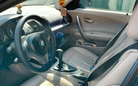 BMW 1 серия, 2005 год, 650 000 рублей, 1 фотография