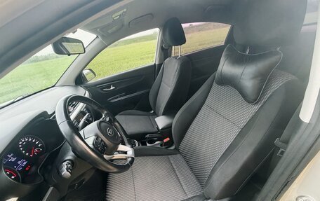 KIA Rio IV, 2017 год, 1 119 000 рублей, 10 фотография