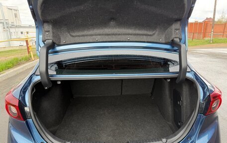 Mazda 3, 2017 год, 1 850 000 рублей, 12 фотография