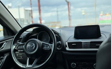 Mazda 3, 2017 год, 1 850 000 рублей, 17 фотография