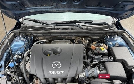 Mazda 3, 2017 год, 1 850 000 рублей, 11 фотография
