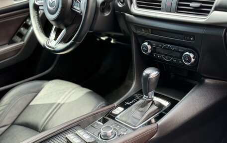 Mazda 3, 2017 год, 1 850 000 рублей, 21 фотография