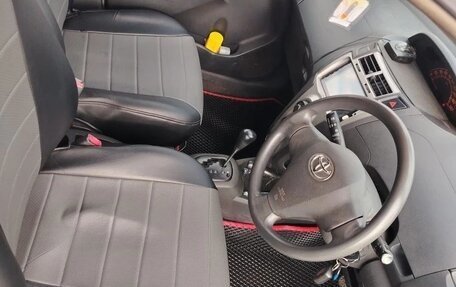 Toyota Vitz, 2010 год, 750 000 рублей, 6 фотография