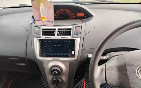 Toyota Vitz, 2010 год, 750 000 рублей, 8 фотография