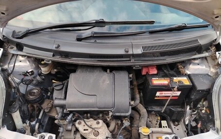 Toyota Vitz, 2010 год, 750 000 рублей, 19 фотография