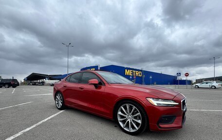 Volvo S60 III, 2019 год, 2 600 000 рублей, 8 фотография