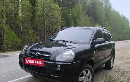 Hyundai Tucson III, 2005 год, 720 000 рублей, 2 фотография