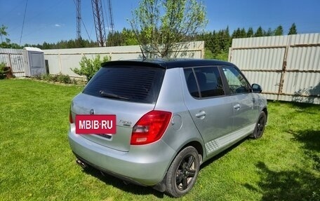 Skoda Fabia II, 2010 год, 590 000 рублей, 3 фотография