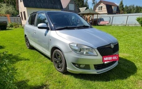 Skoda Fabia II, 2010 год, 590 000 рублей, 2 фотография