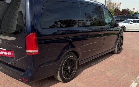 Mercedes-Benz V-Класс, 2021 год, 5 900 000 рублей, 3 фотография