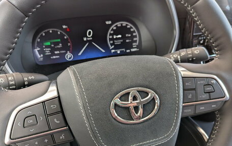 Toyota Highlander, 2025 год, 5 950 000 рублей, 5 фотография