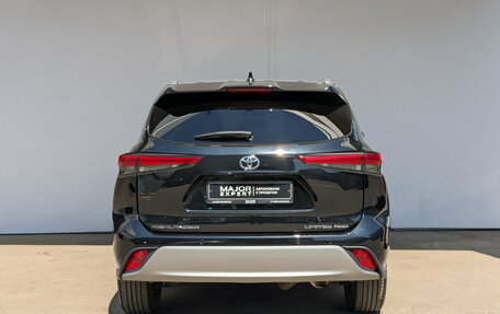Toyota Highlander, 2025 год, 5 950 000 рублей, 22 фотография