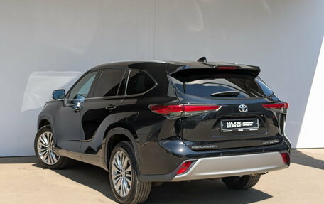 Toyota Highlander, 2025 год, 5 950 000 рублей, 24 фотография