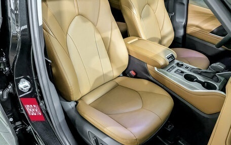 Toyota Highlander, 2025 год, 5 995 000 рублей, 24 фотография