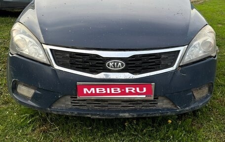 KIA cee'd I рестайлинг, 2010 год, 300 000 рублей, 7 фотография