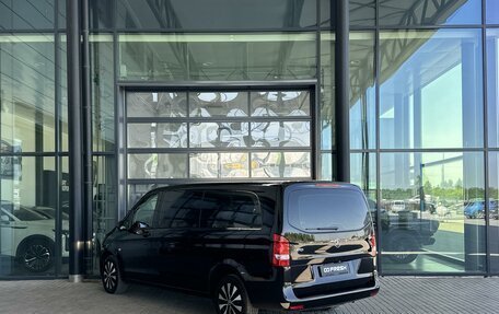 Mercedes-Benz Vito, 2023 год, 6 850 000 рублей, 2 фотография