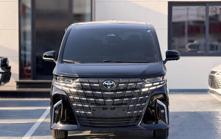 Toyota Alphard, 2026 год, 11 800 000 рублей, 1 фотография
