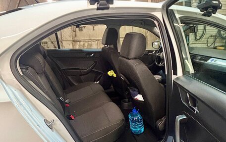 Skoda Rapid I, 2014 год, 1 150 000 рублей, 9 фотография
