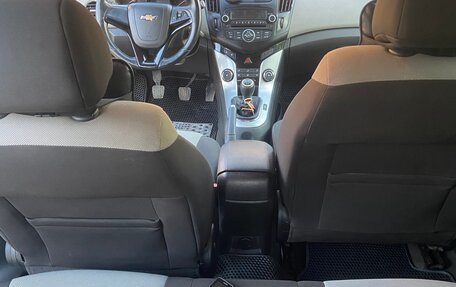Chevrolet Cruze II, 2013 год, 700 000 рублей, 2 фотография