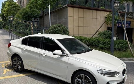 BMW 1 серия, 2022 год, 1 880 000 рублей, 8 фотография
