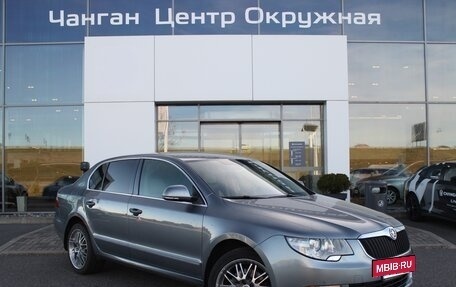 Skoda Superb III рестайлинг, 2012 год, 1 210 000 рублей, 2 фотография