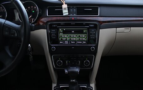Skoda Superb III рестайлинг, 2012 год, 1 210 000 рублей, 11 фотография