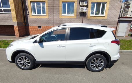 Toyota RAV4, 2019 год, 3 450 000 рублей, 8 фотография