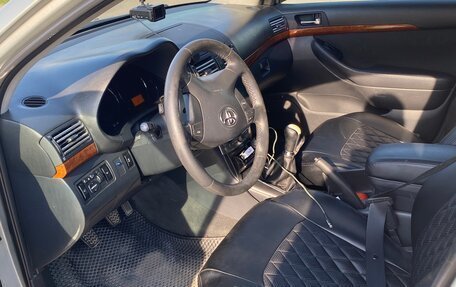 Toyota Avensis III рестайлинг, 2006 год, 680 000 рублей, 10 фотография