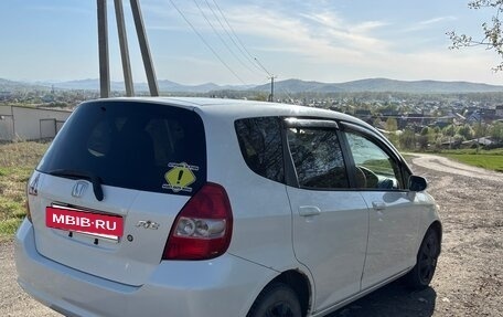 Honda Fit III, 2002 год, 500 000 рублей, 8 фотография