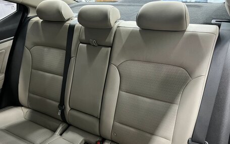 Hyundai Elantra VI рестайлинг, 2017 год, 1 595 000 рублей, 10 фотография